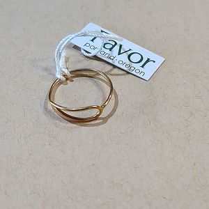 NWT 'Drip' 14k Gold Fill Ring Size 6 Favor Jewelry
